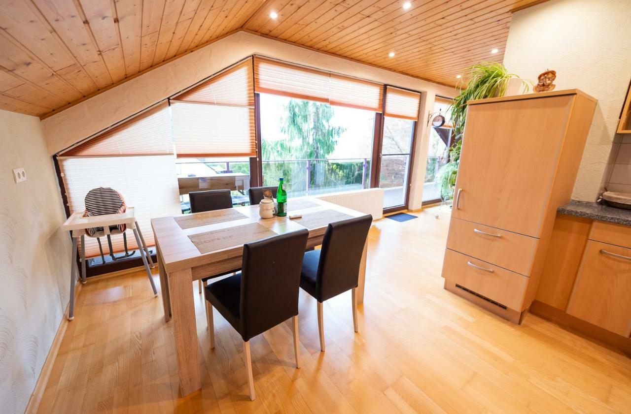 Ferienwohnung Virginija Ditscheid Экстерьер фото