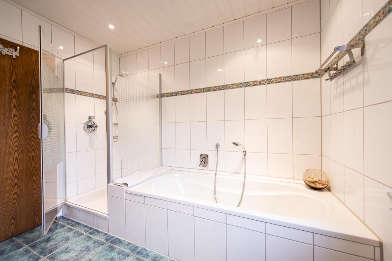 Ferienwohnung Virginija Ditscheid Экстерьер фото