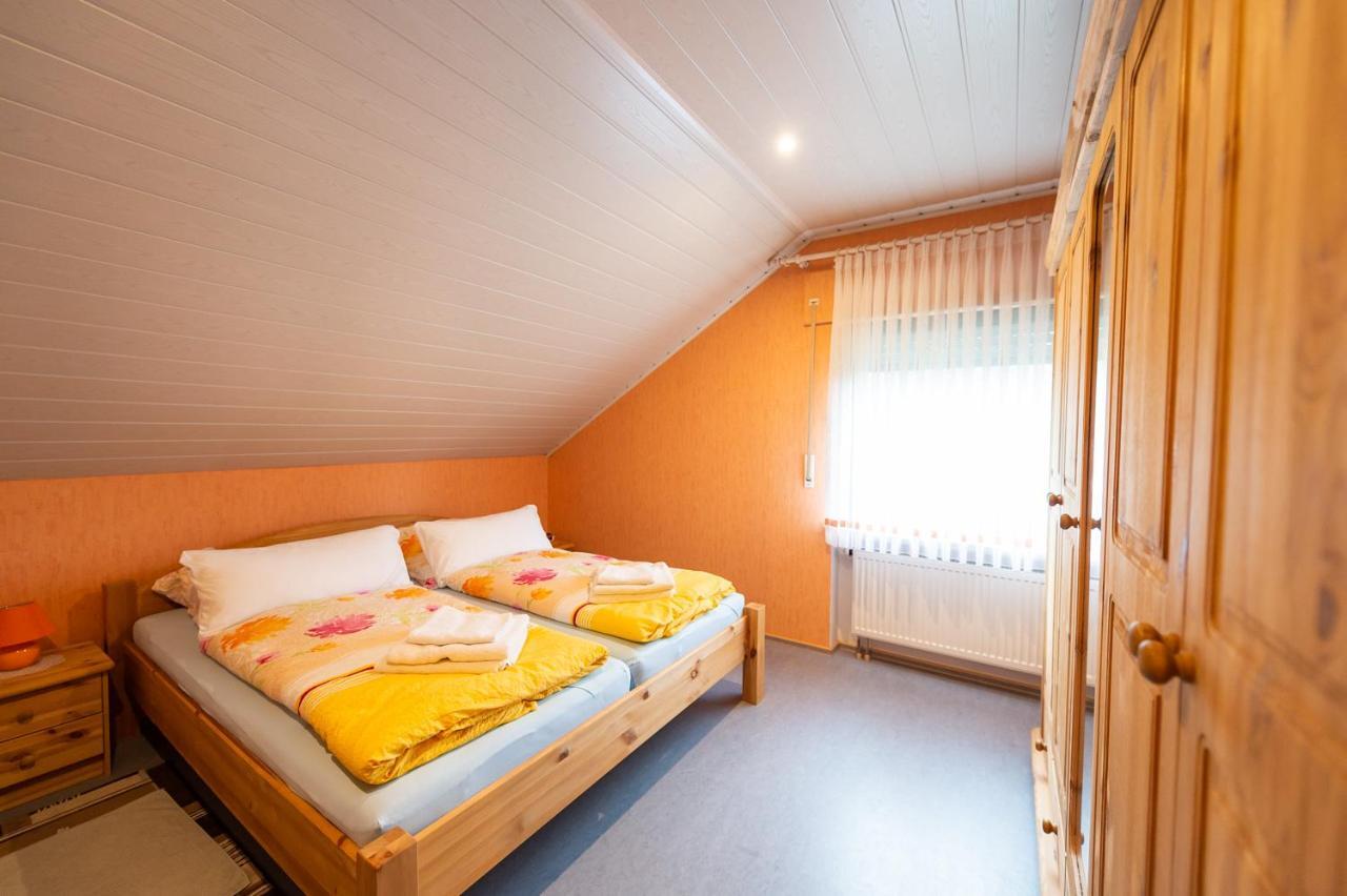 Ferienwohnung Virginija Ditscheid Экстерьер фото